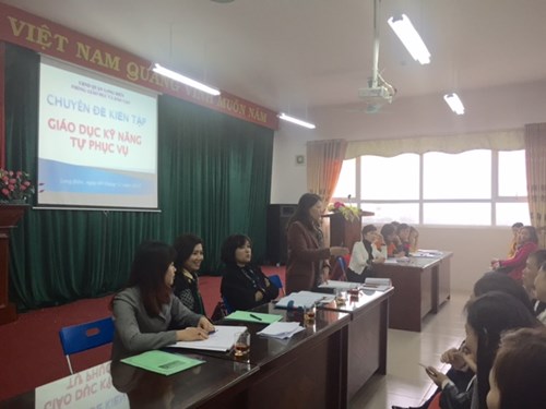 Trường Mầm non Đô thị Sài Đồng tổ chức kiến tập chuyên đề kỹ năng tự phụ vụ cho trẻ mầm non